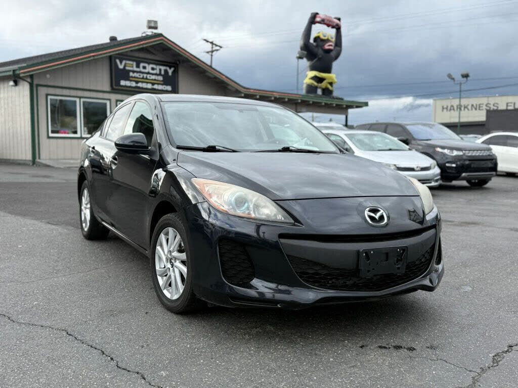2013 MAZDA Mazda3