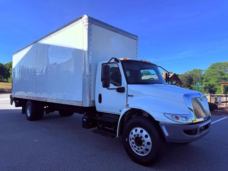 2021 INTERNATIONAL MV607