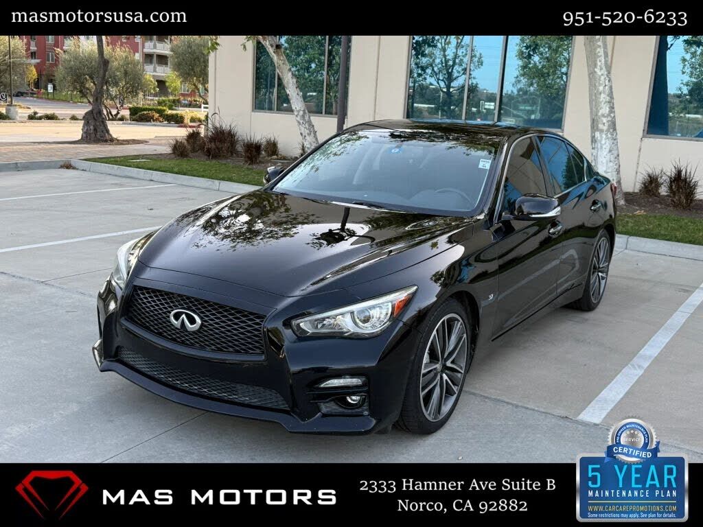 2015 INFINITI Q50