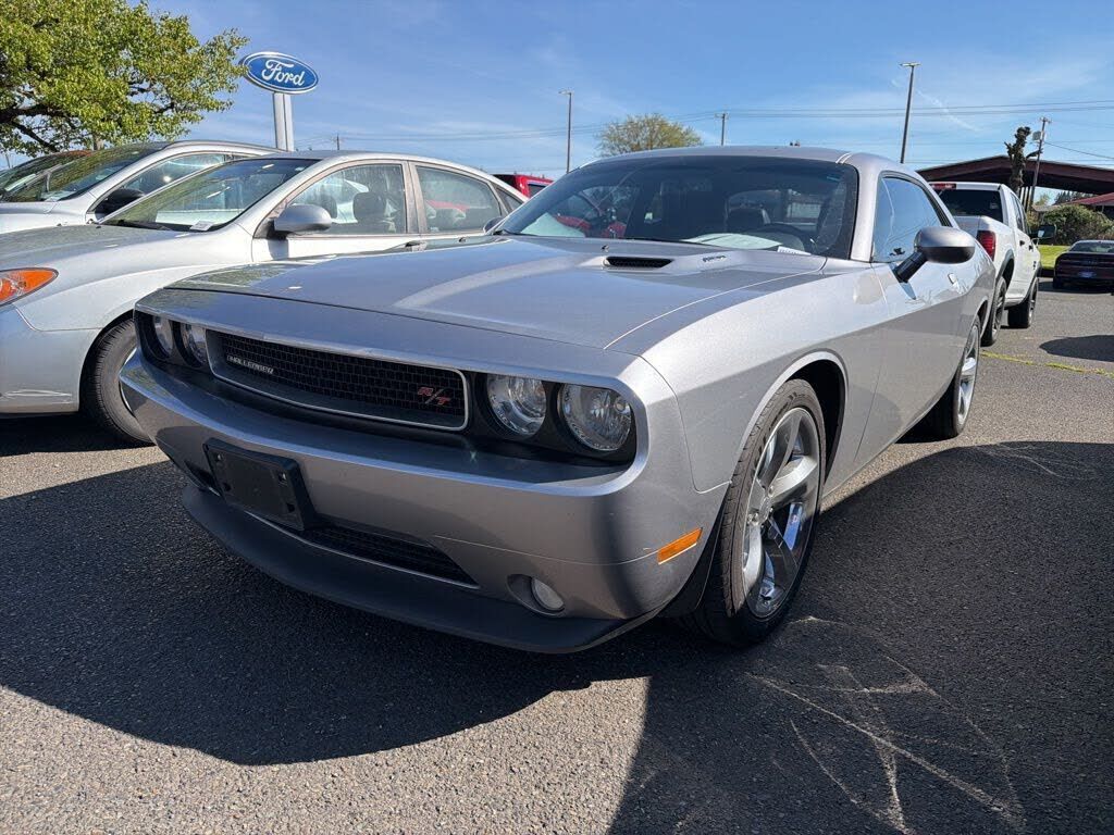 2013 DODGE Challenger