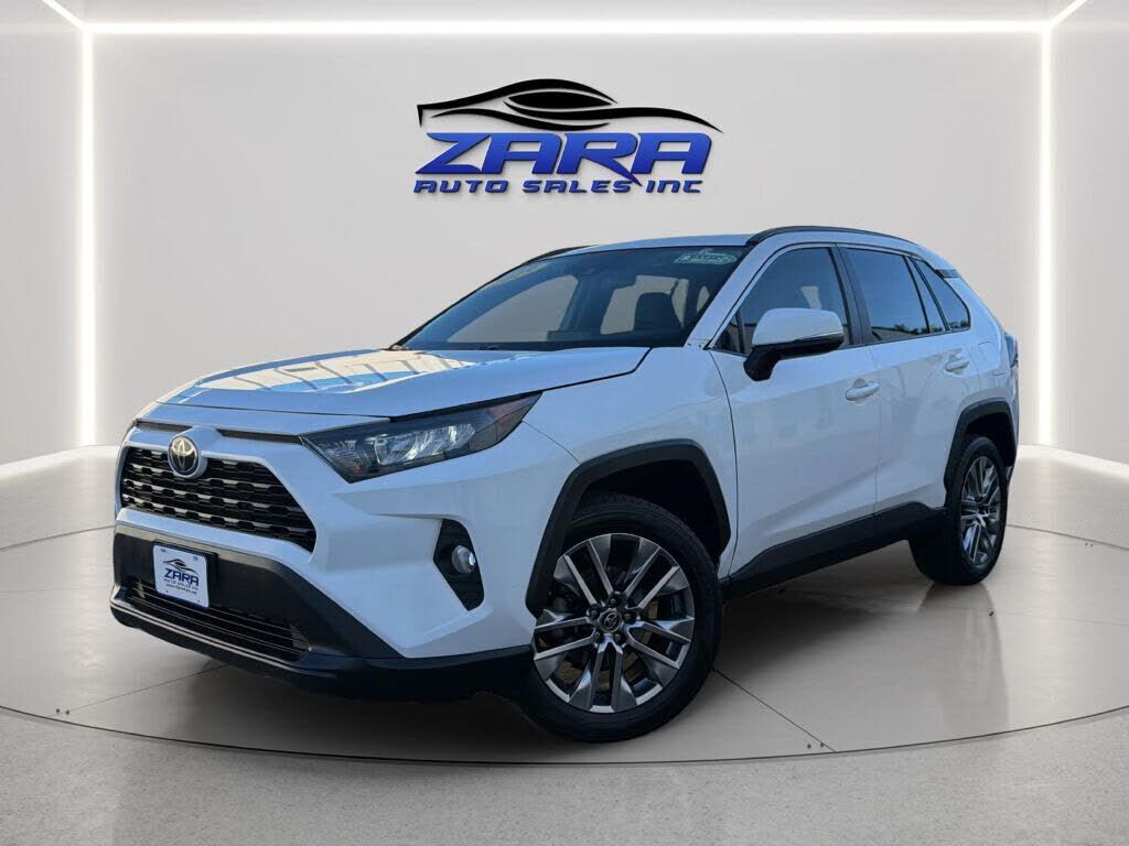 2019 TOYOTA RAV4