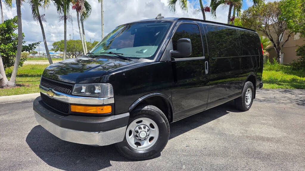 2019 CHEVROLET Express