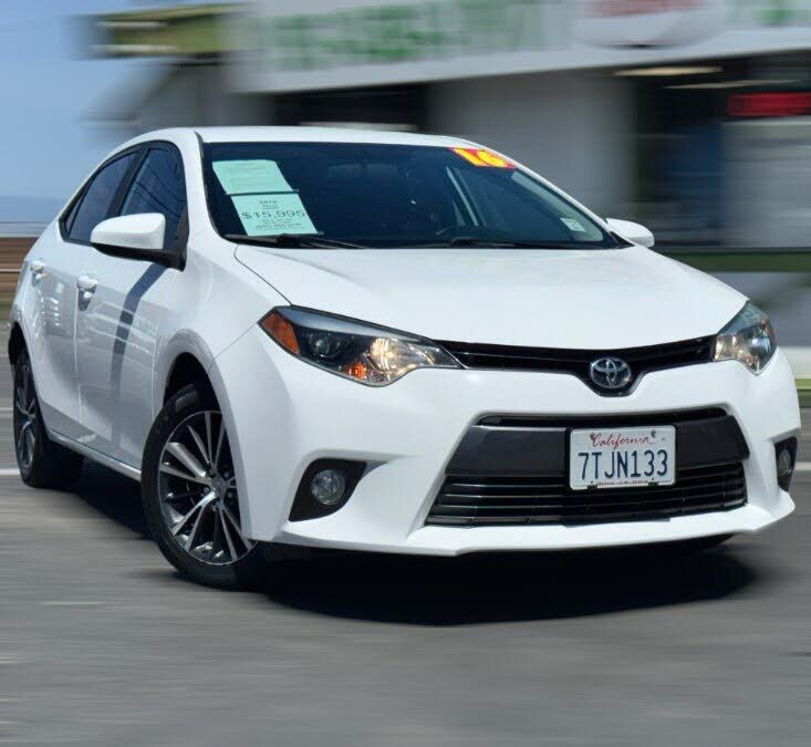 2016 TOYOTA Corolla