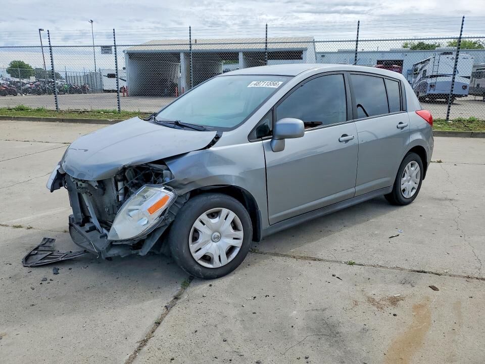 2010 NISSAN Versa