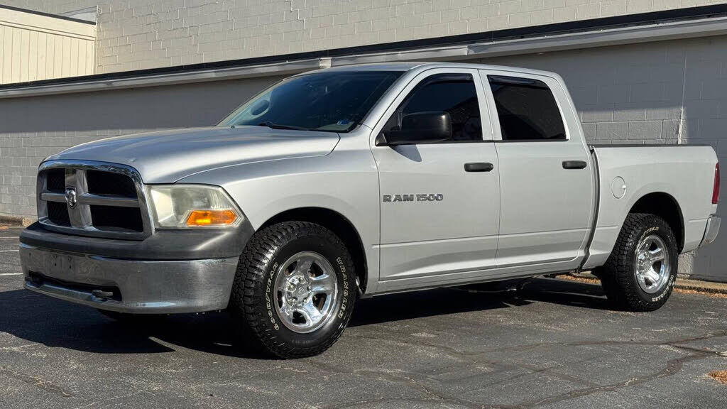 2011 DODGE Ram