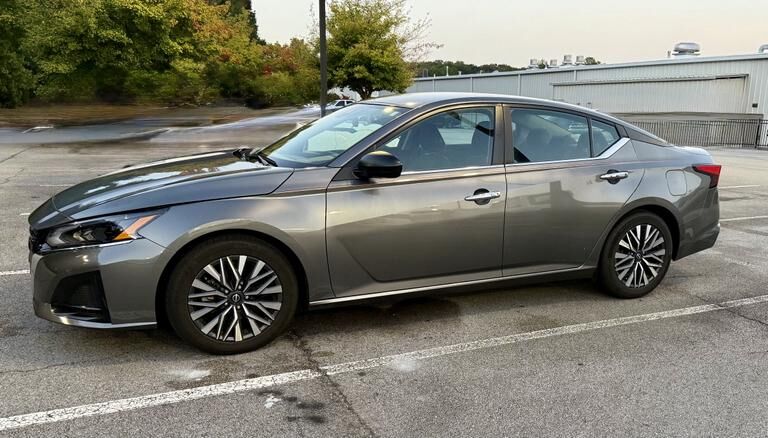 2024 NISSAN Altima
