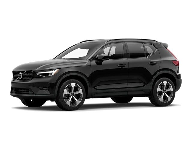 2025 VOLVO XC40