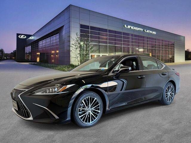 2024 LEXUS ES