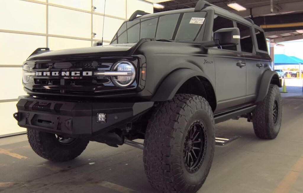 2023 FORD Bronco