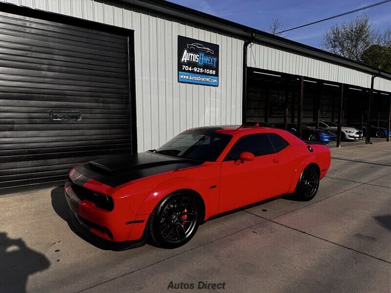2022 DODGE Challenger