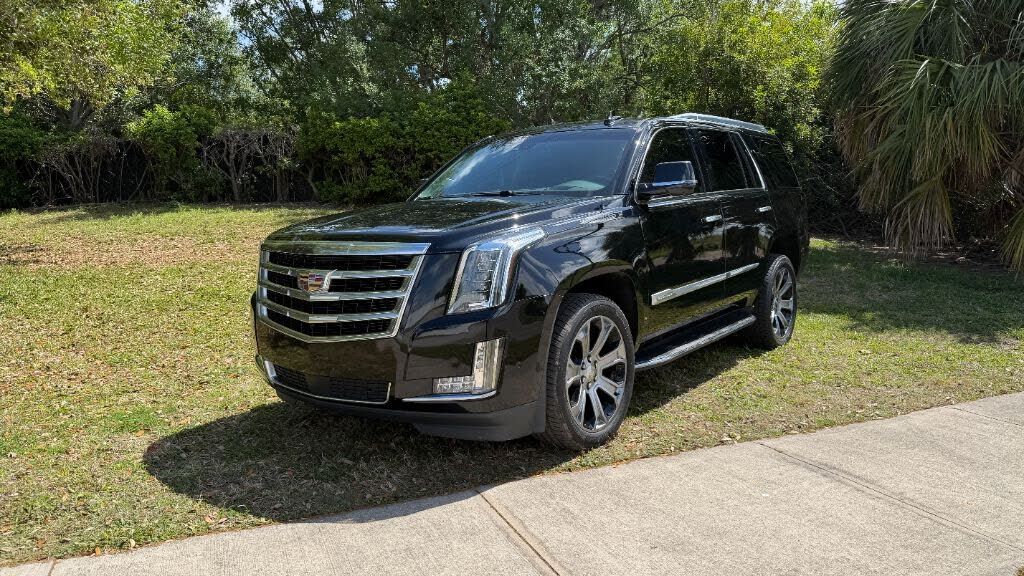 2018 CADILLAC Escalade
