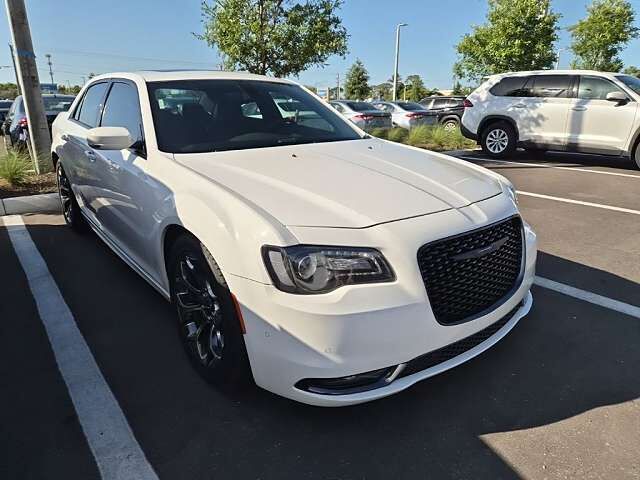 2016 CHRYSLER 300
