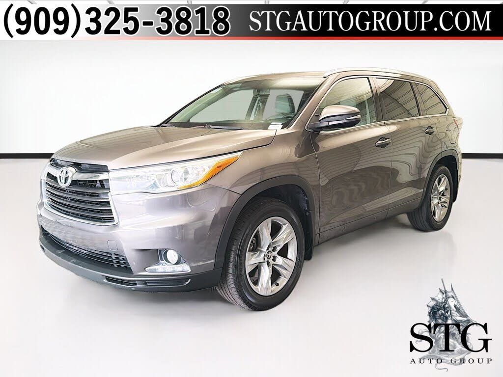 2016 TOYOTA Highlander