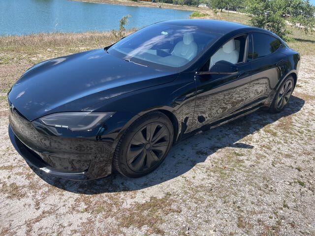 2022 TESLA Model S