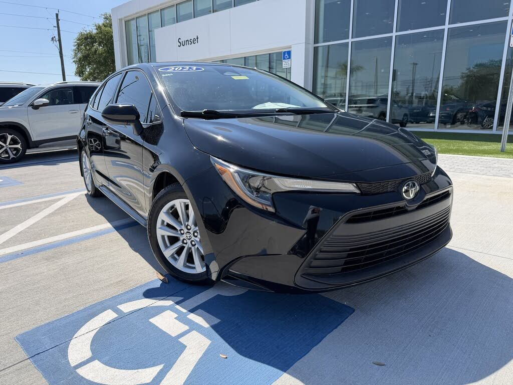 2023 TOYOTA Corolla