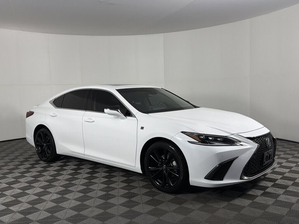 2023 LEXUS ES