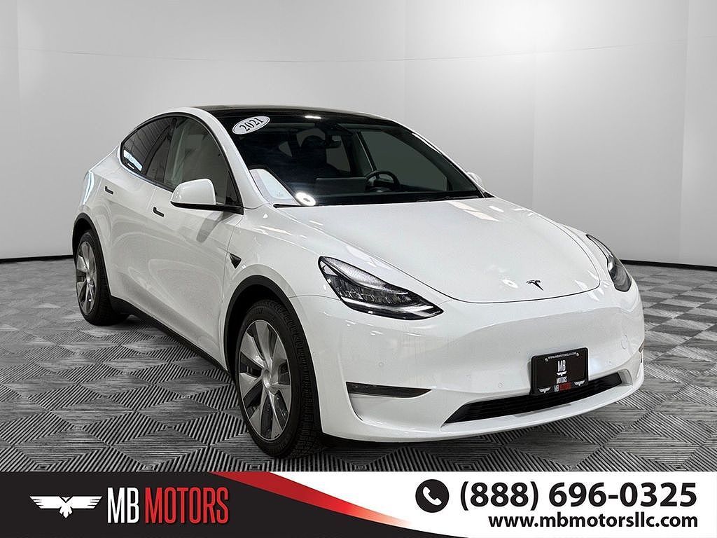 2021 TESLA Model Y
