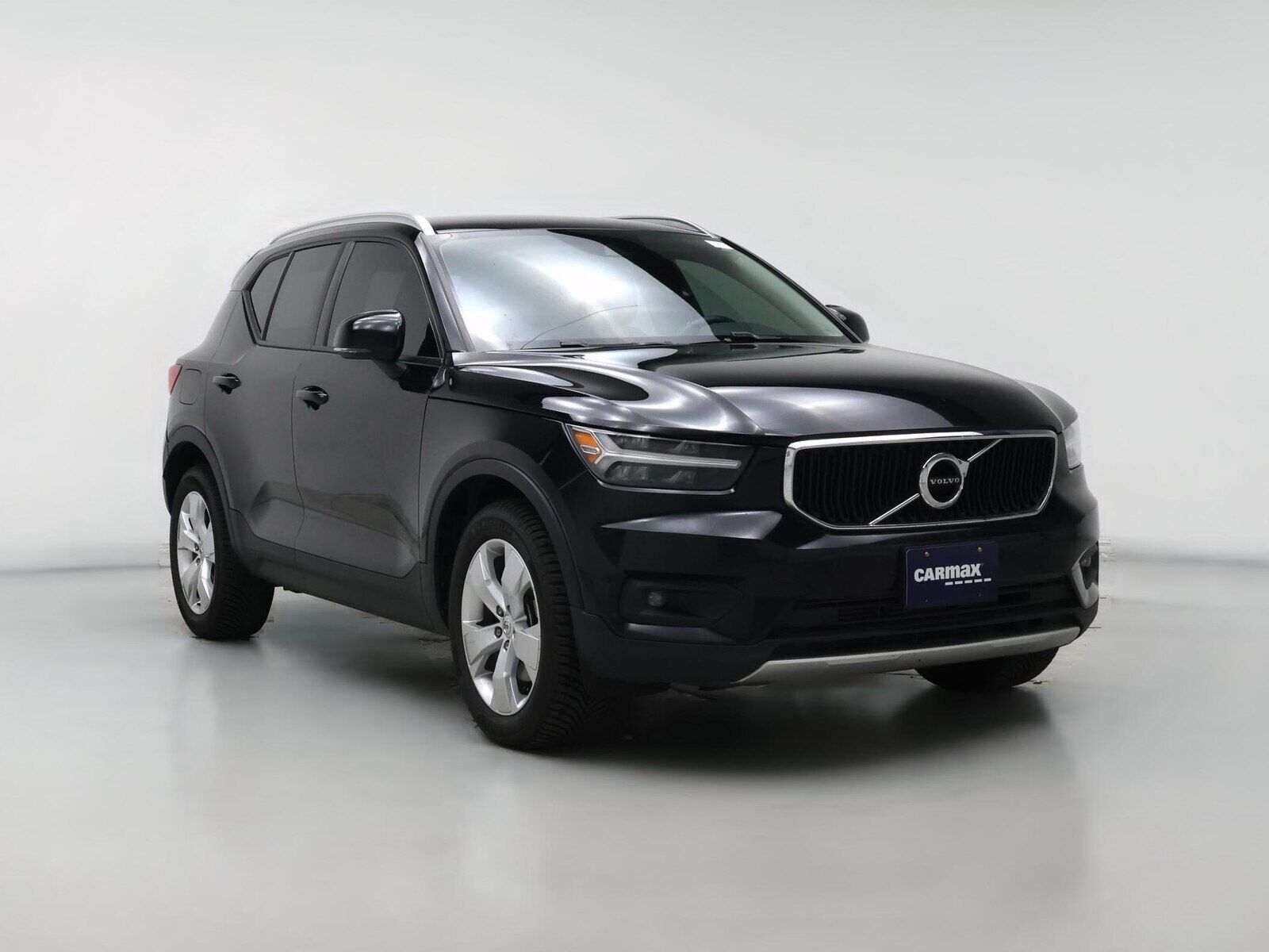 2021 VOLVO XC40