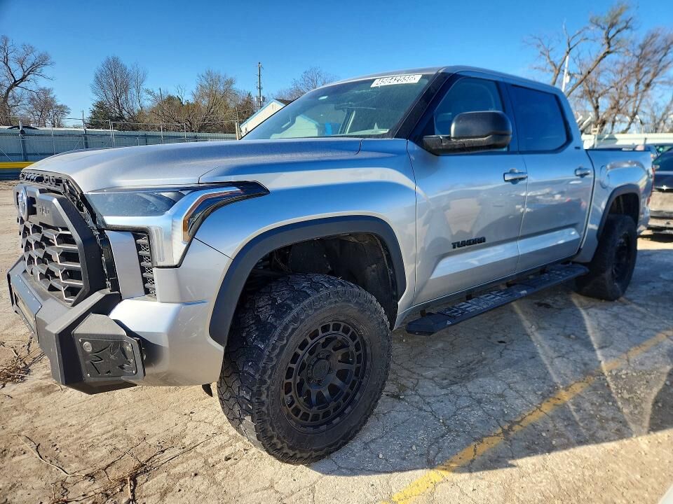 2022 TOYOTA Tundra