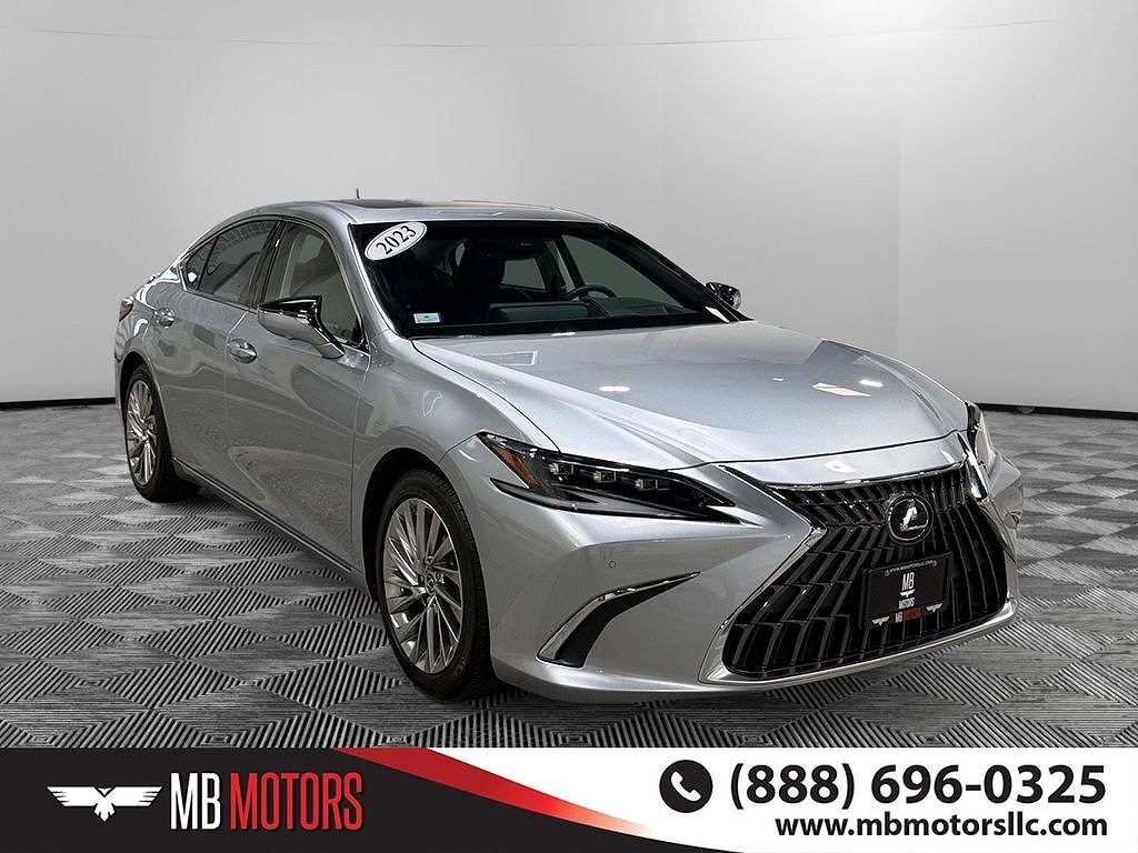 2023 LEXUS ES