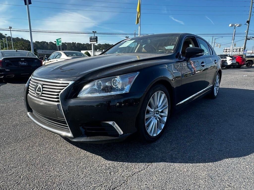 2017 LEXUS LS