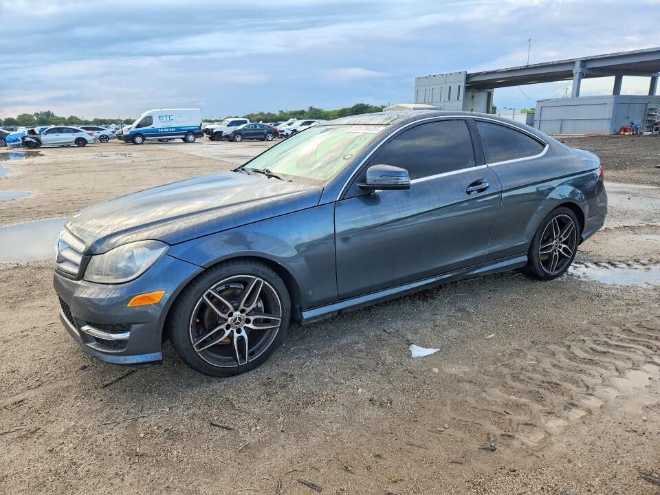 2013 MERCEDES-BENZ C-Class