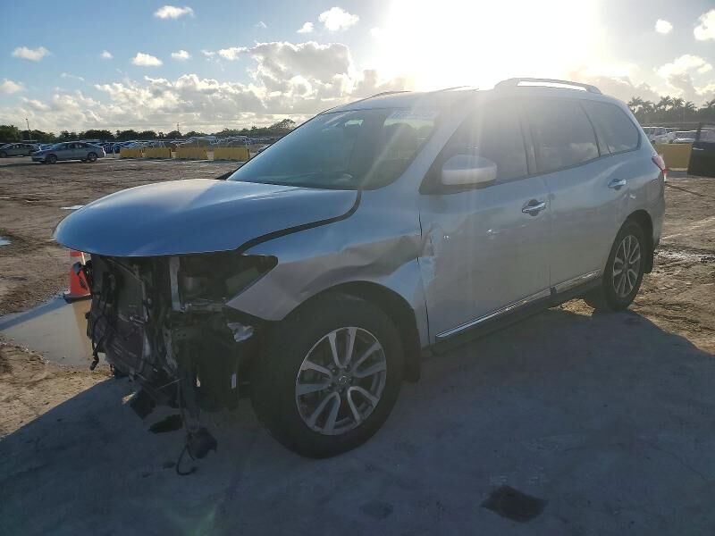 2016 NISSAN Pathfinder