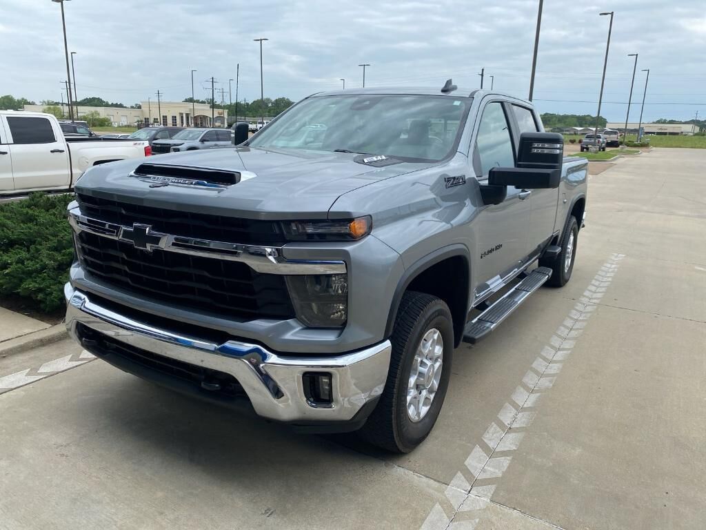 2024 CHEVROLET Silverado HD