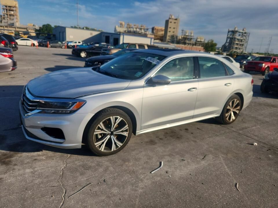2021 VOLKSWAGEN Passat