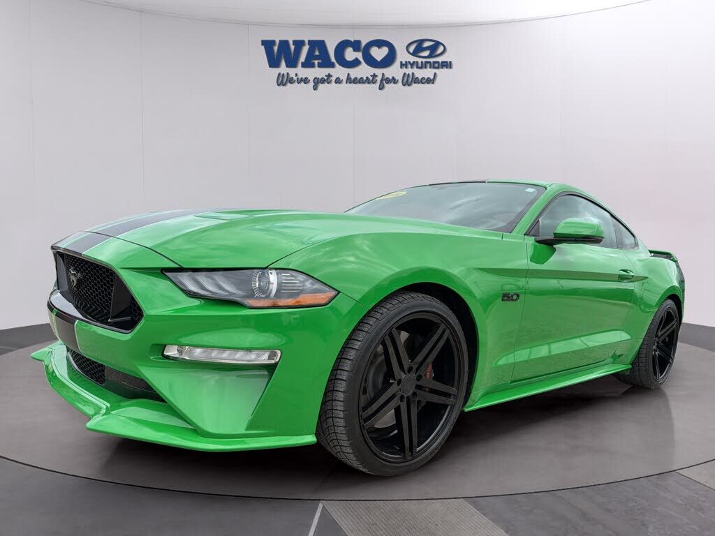 2019 FORD Mustang