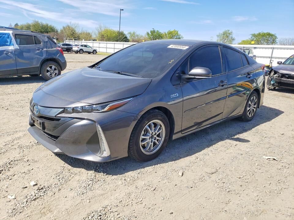 2021 TOYOTA Prius