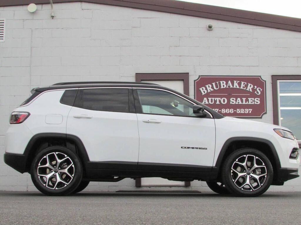 2025 JEEP Compass