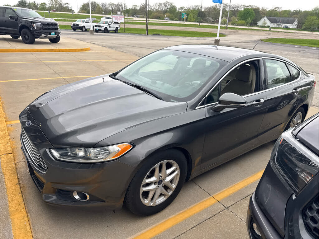 2016 FORD Fusion