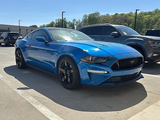 2019 FORD Mustang