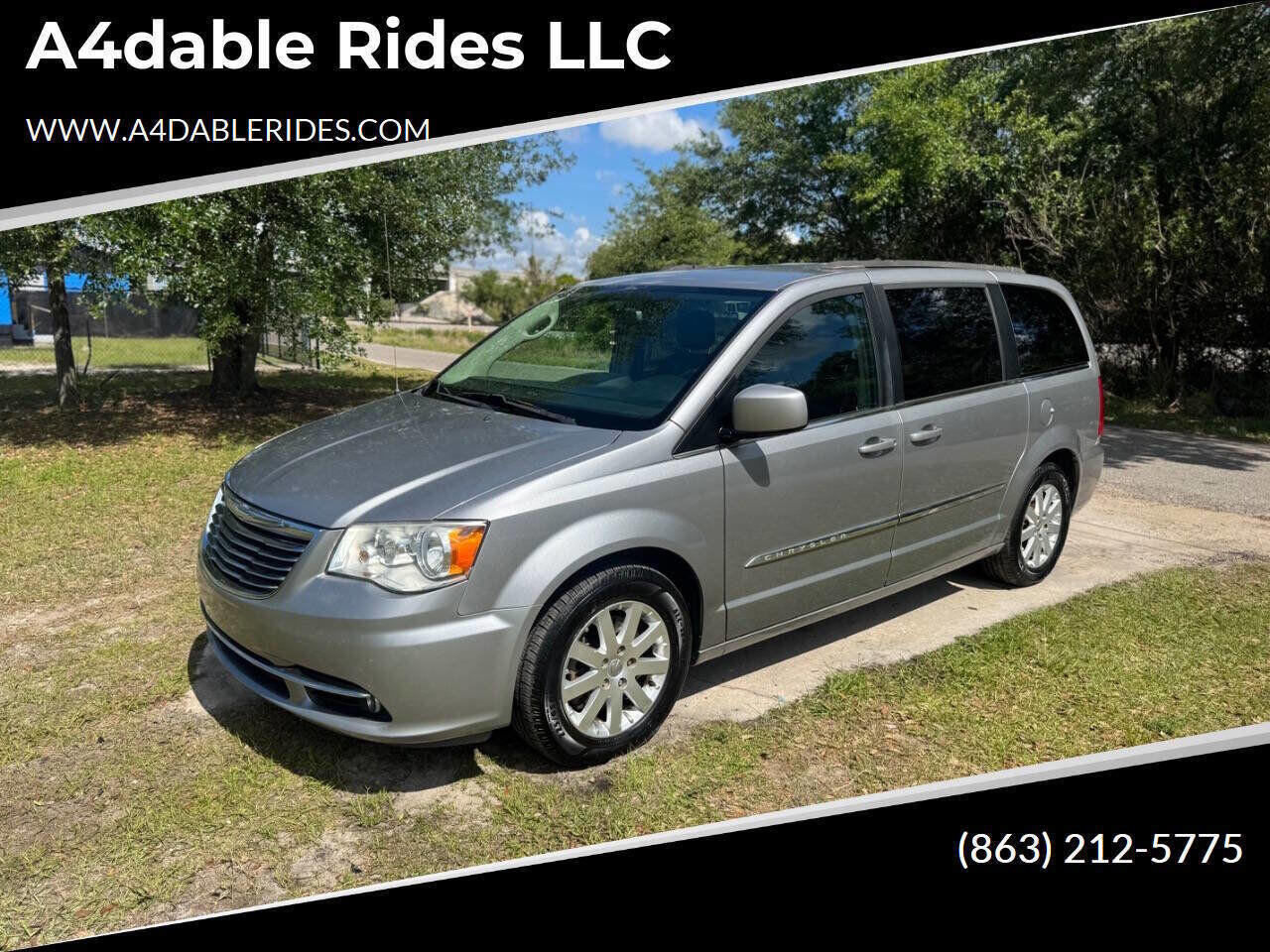 2016 CHRYSLER Town and Country
