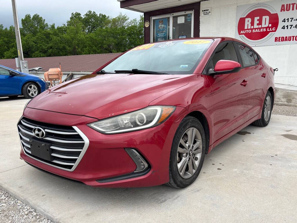 2017 HYUNDAI Elantra