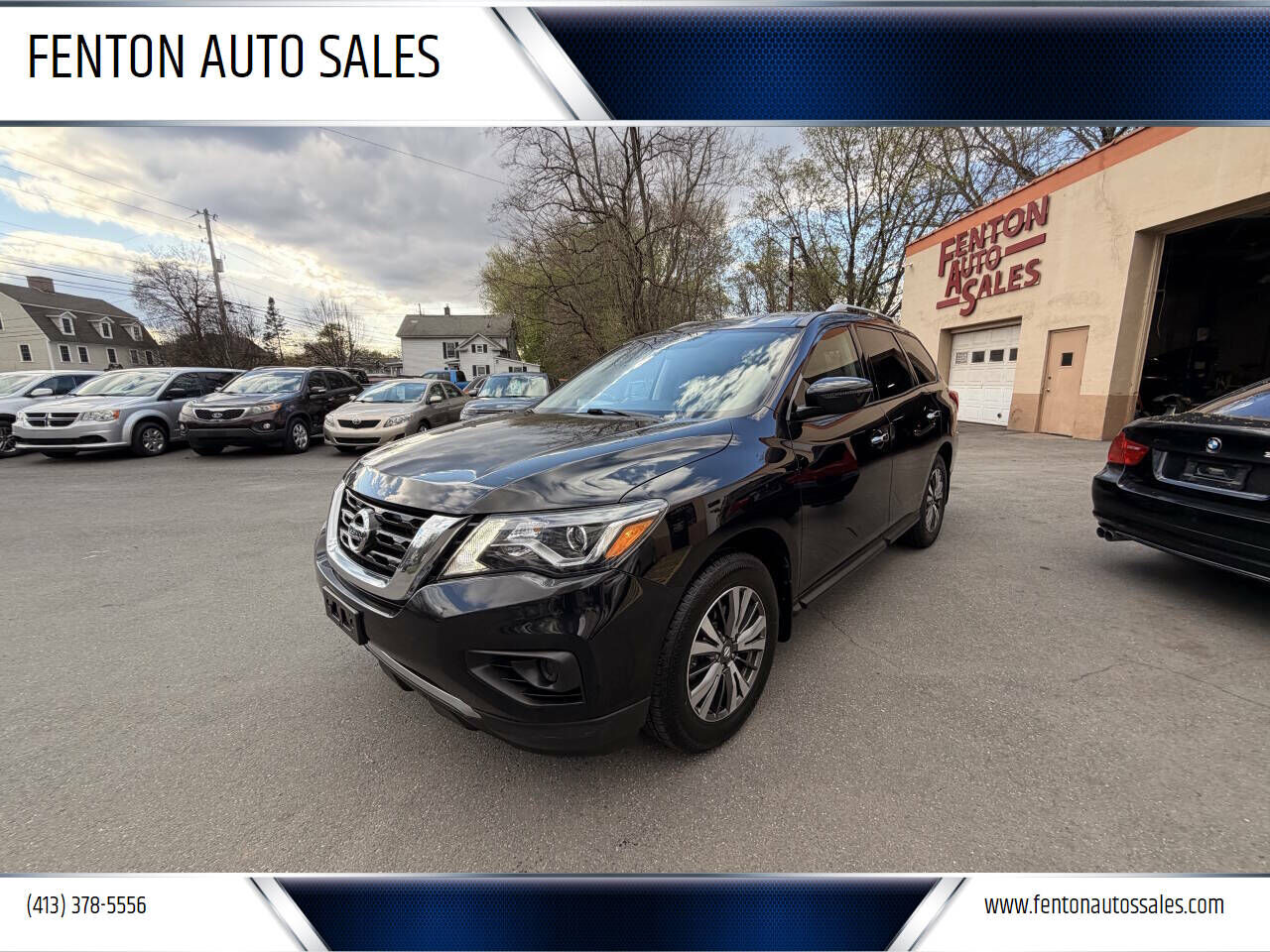 2017 NISSAN Pathfinder