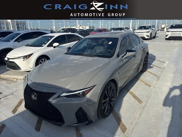 2025 LEXUS IS