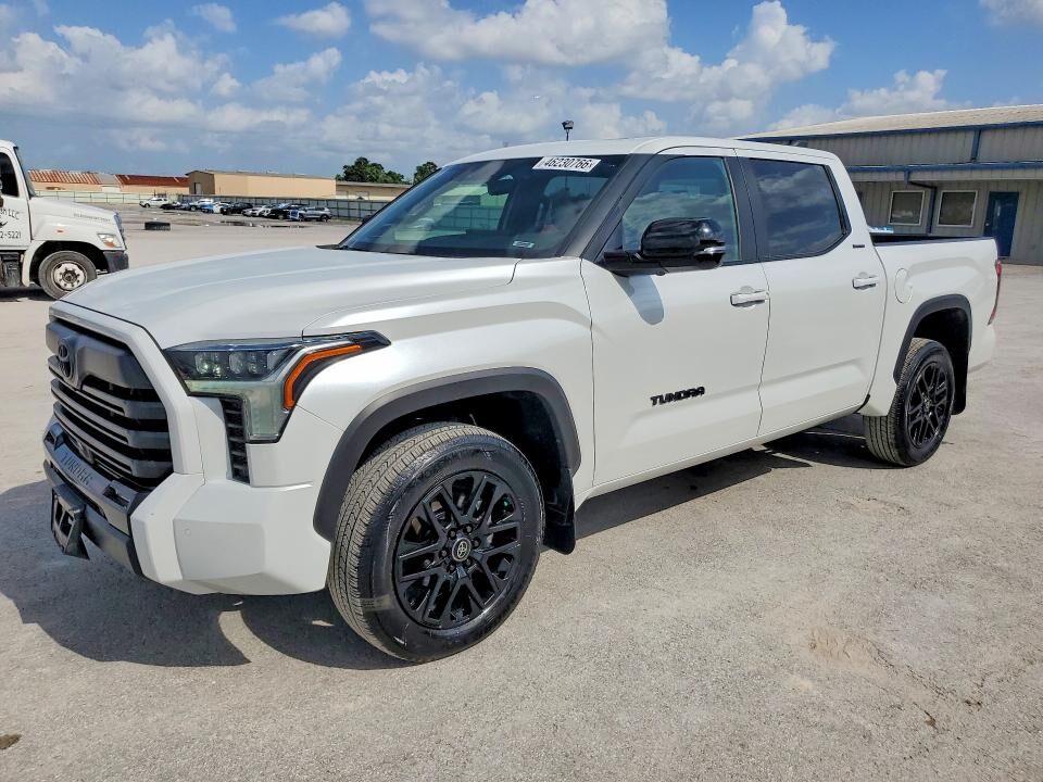 2025 TOYOTA Tundra