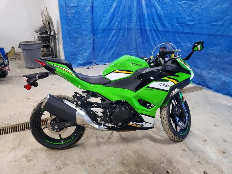 2025 KAWASAKI Ninja
