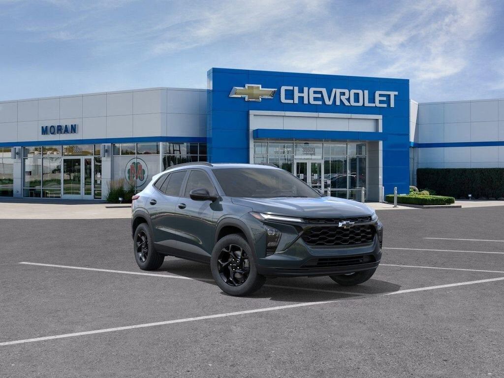 2026 CHEVROLET Trax