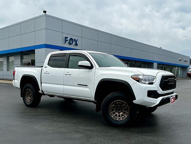 2022 TOYOTA Tacoma