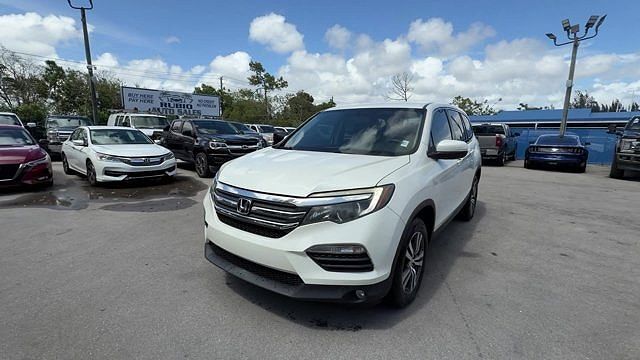 2017 HONDA Pilot