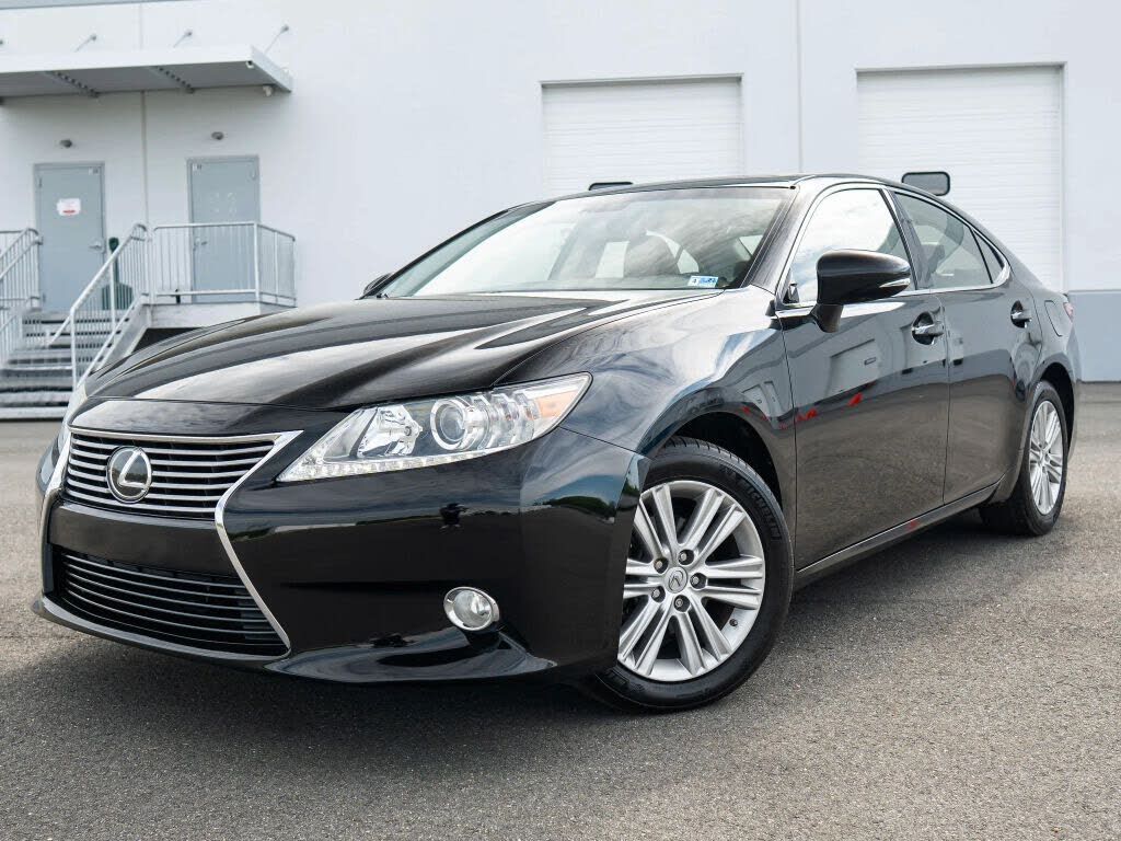 2015 LEXUS ES