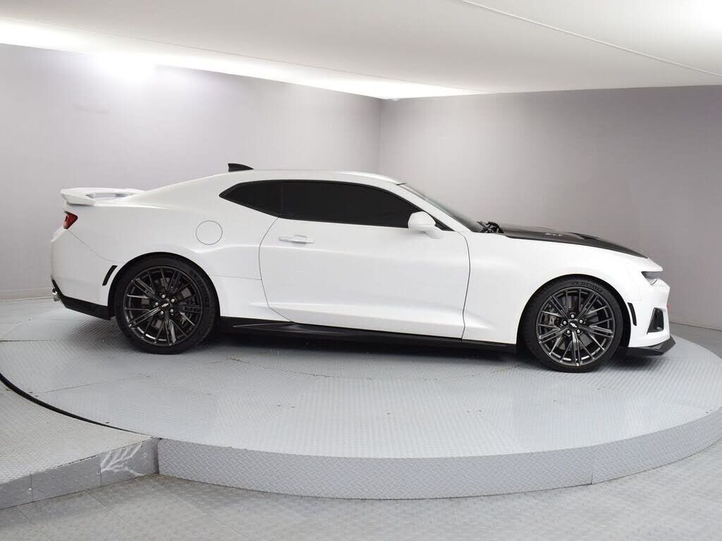 2017 CHEVROLET Camaro