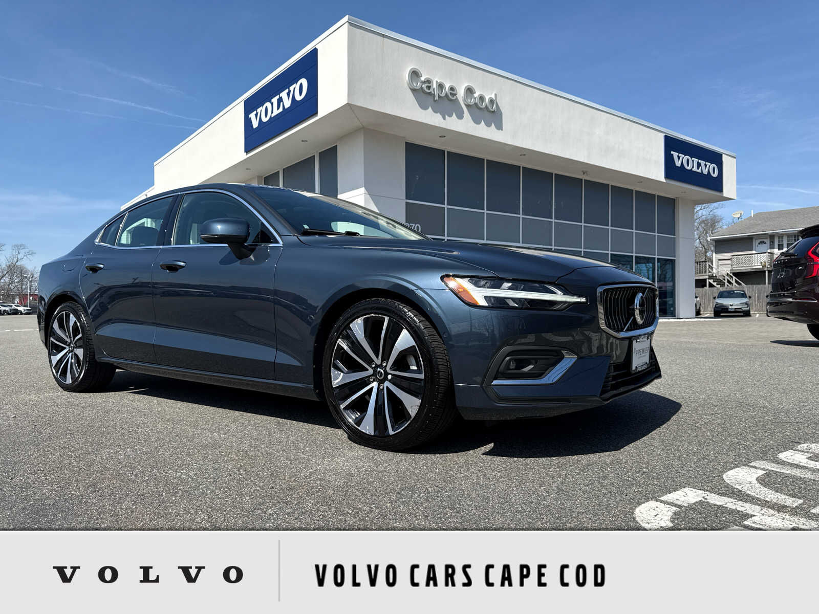 2023 VOLVO S60