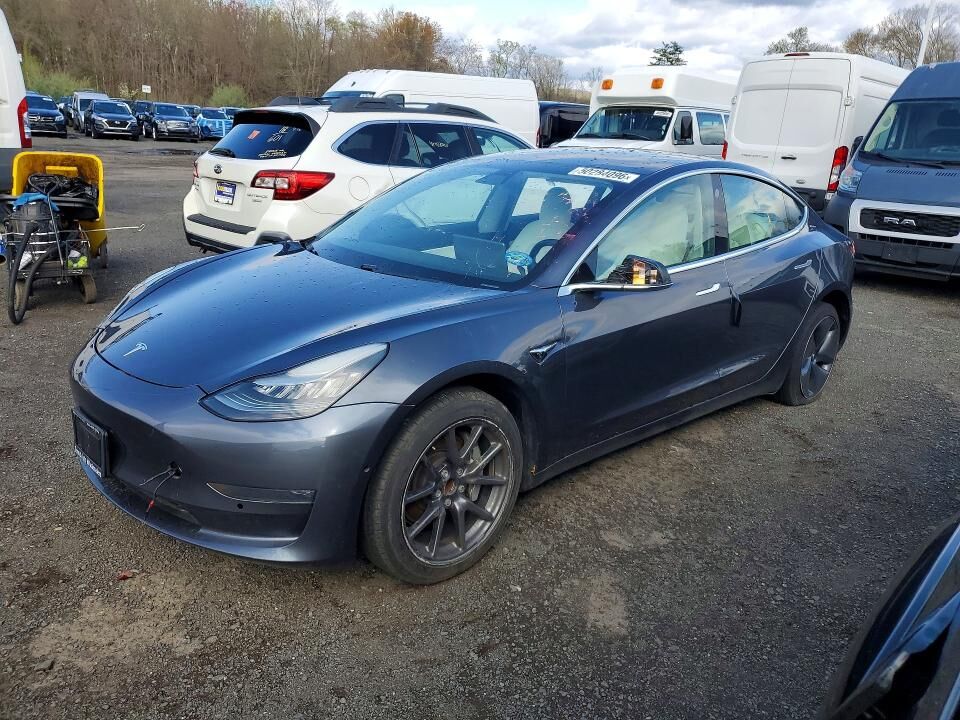 2019 TESLA Model 3