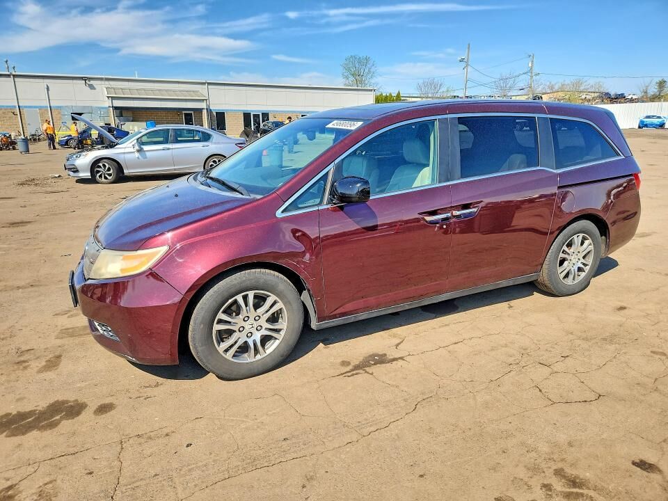 2011 HONDA Odyssey