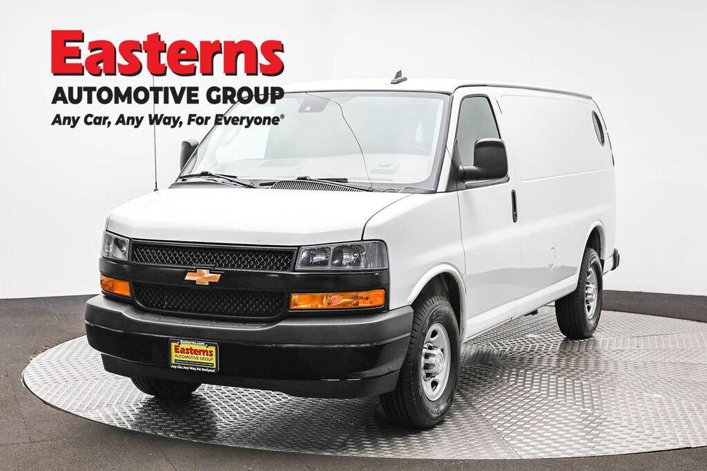 2021 CHEVROLET Express