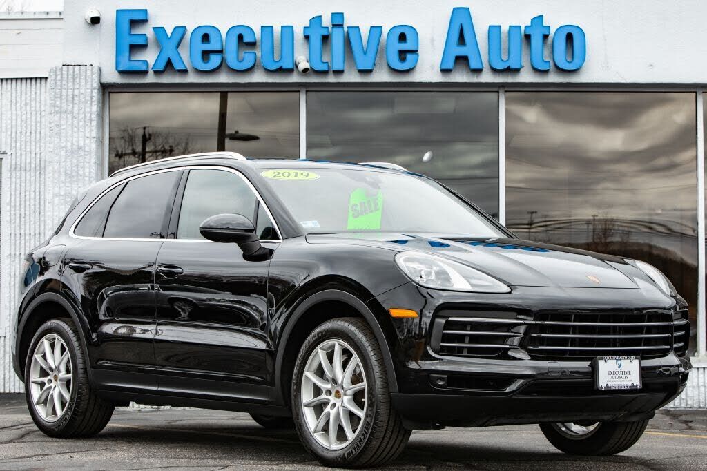2019 PORSCHE Cayenne